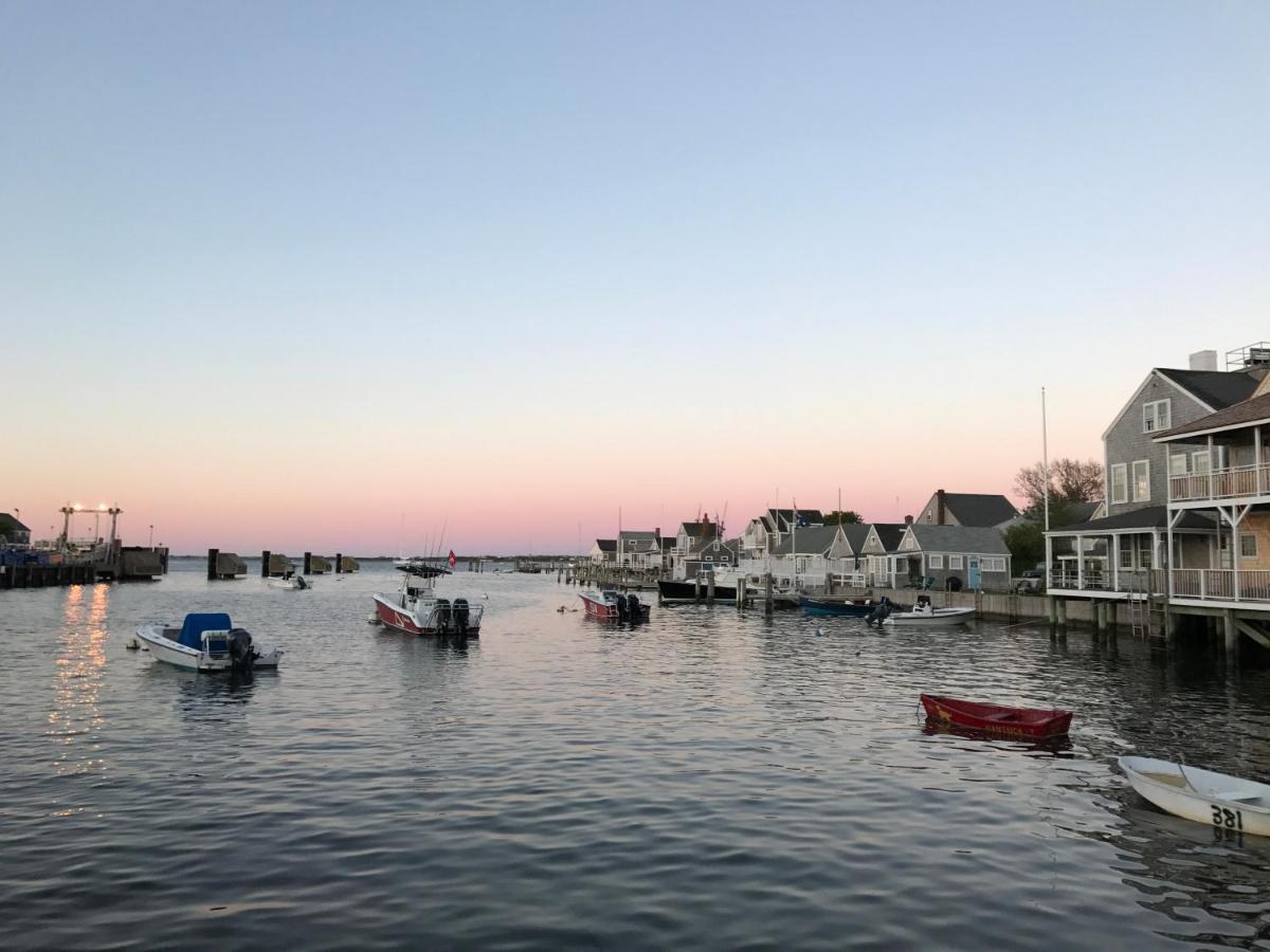 Cliff Lodge Nantucket Exteriör bild